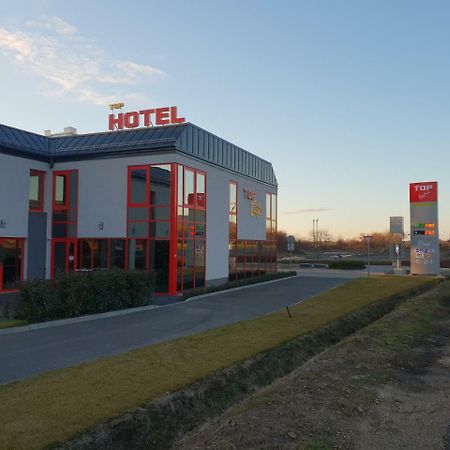 Vertesszolos Top Hotel מראה חיצוני תמונה