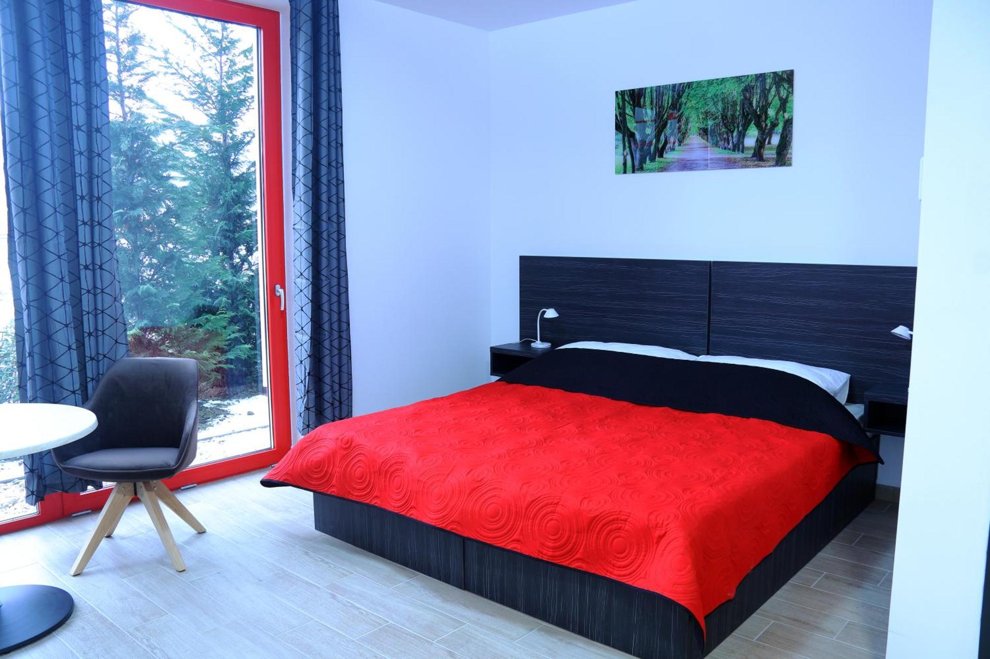Vertesszolos Top Hotel מראה חיצוני תמונה