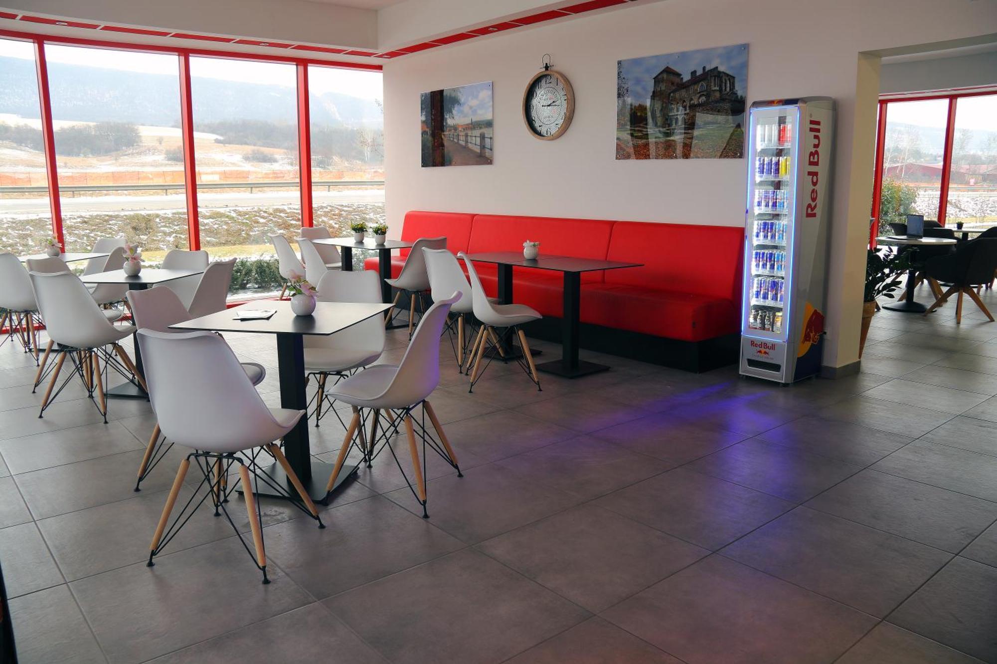 Vertesszolos Top Hotel מראה חיצוני תמונה